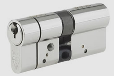 British Standard Cylinder locl installation by Hertford  master locksmith